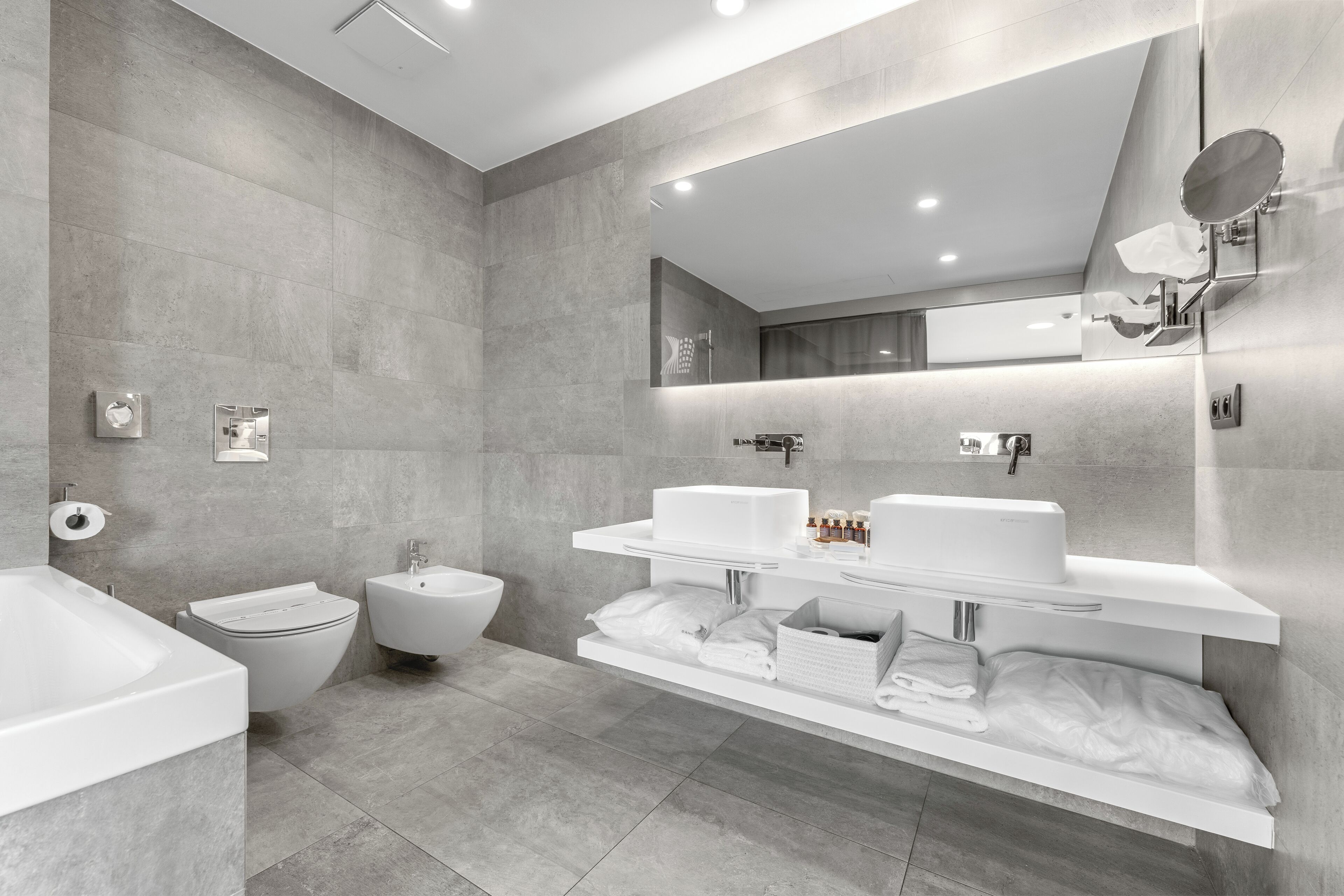 royal suite, 2 bedrooms, city view (river royal suite) | bathroom | designer toiletries, hair dryer, bathrobes, slippers