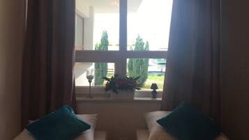 Chambre Triple | Fer et planche à repasser, Wi-Fi gratuit