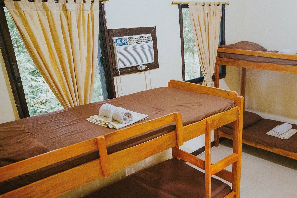 Mahogany (up to 4 persons) | Bed sheets