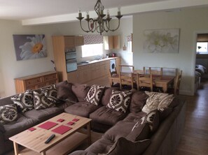 Apartment, 3 Bedrooms (Large - Unit 1) | Living area