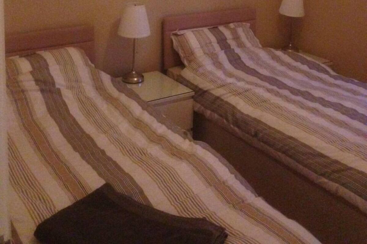 Soundproofing, free WiFi
