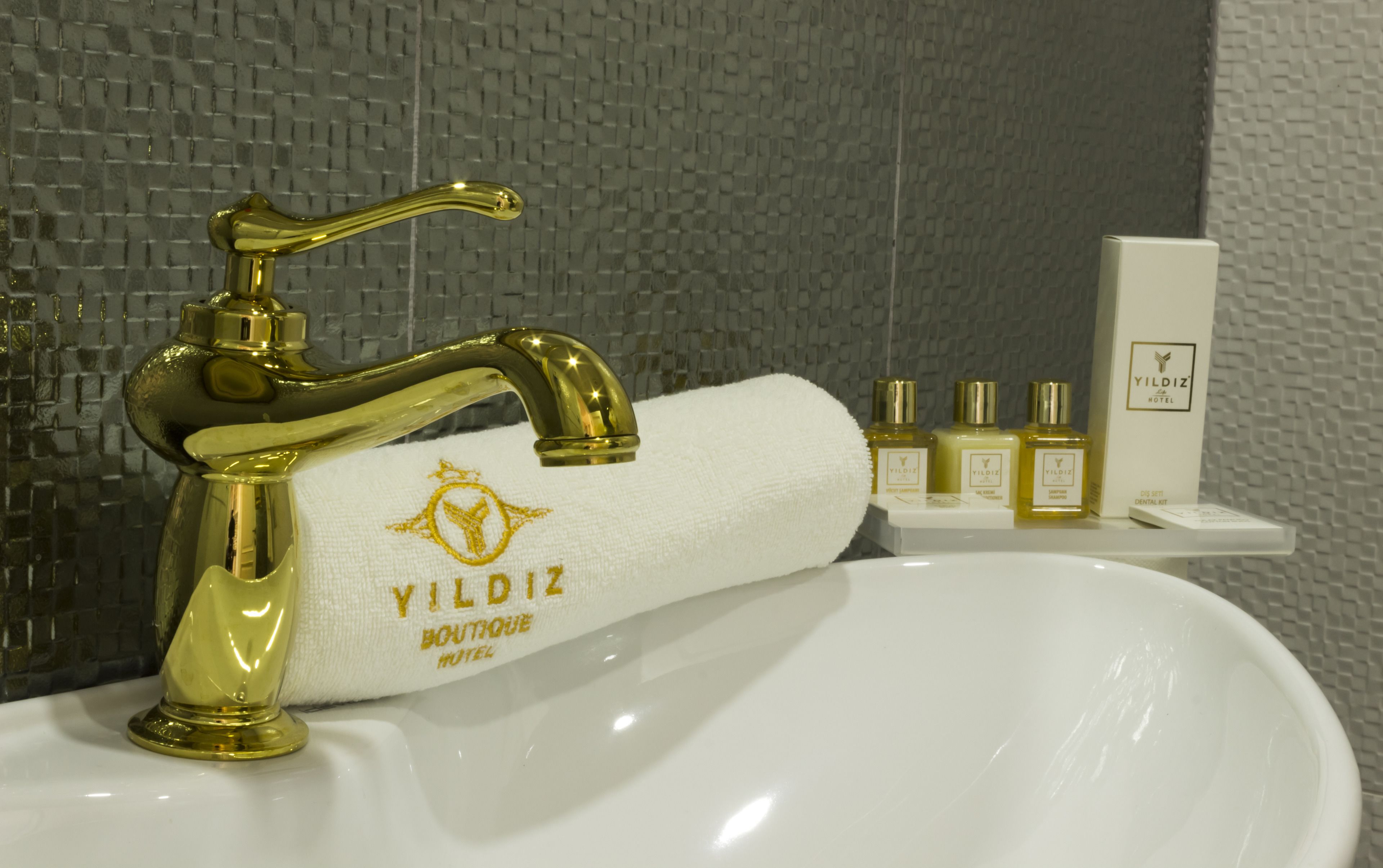 family suite | 1 bedroom, egyptian cotton sheets, premium bedding, select comfort beds