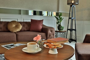 Lobby lounge - Yildiz Life Hotel (Trabzon)