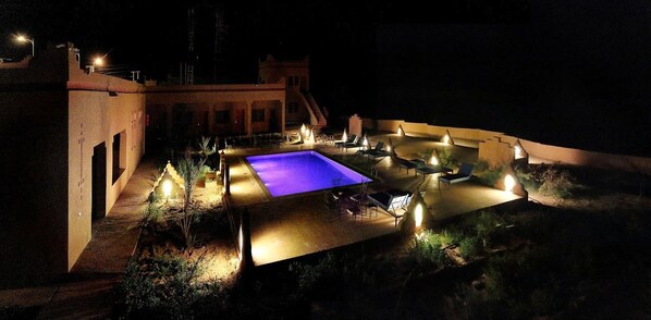 Outdoor pool - Hotel Kasbah Tissint (Tissint)