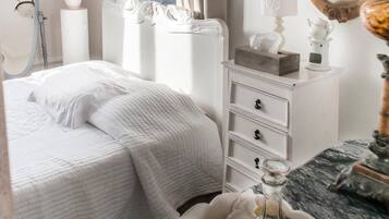 1 bedroom, premium bedding, individually decorated