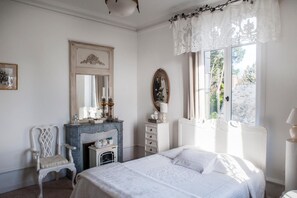 1 間臥室、高級寢具、獨特裝潢、布置獨特