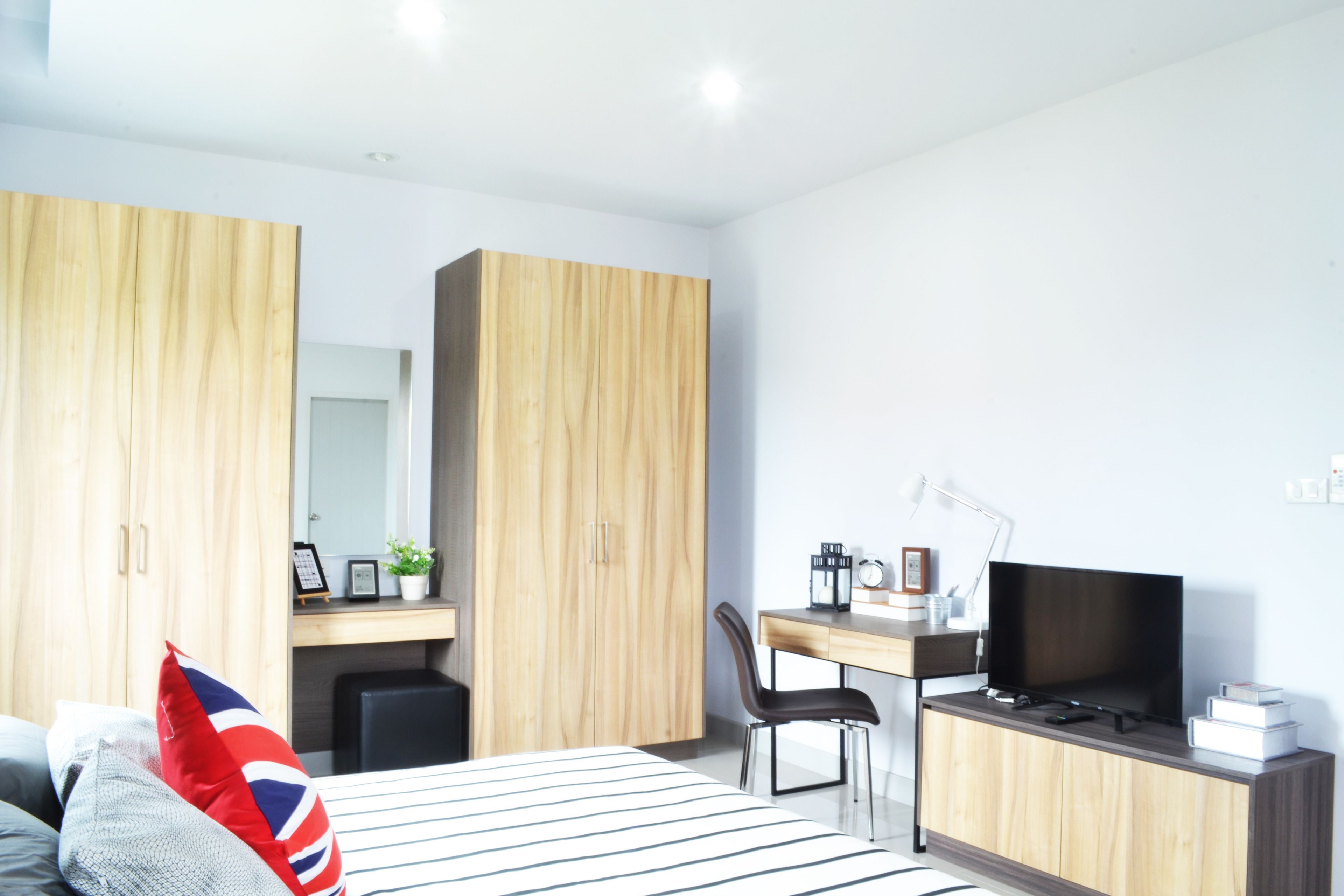 vip | 1 bedroom, in-room safe, desk, laptop workspace