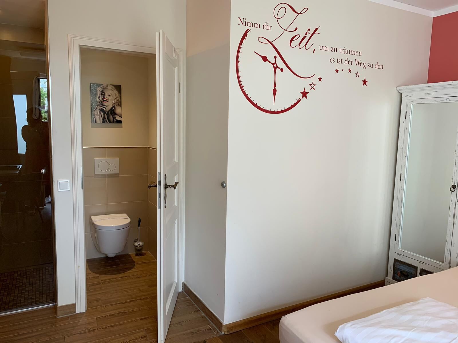 standard double room | 1 bedroom, hypo-allergenic bedding, pillow-top beds