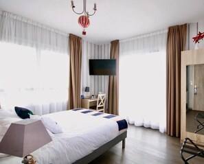 Chambre Double Confort Terrasse | 1 ห้องนอน, เครื่องนอนระดับพรีเมียม, เตียง Select Comfort, มินิบาร์