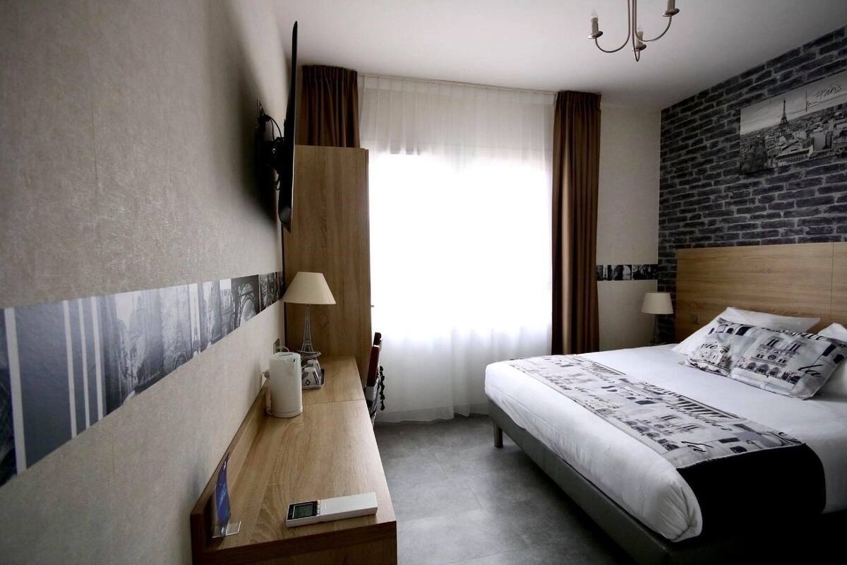 1 bedroom, premium bedding, Select Comfort beds, minibar
