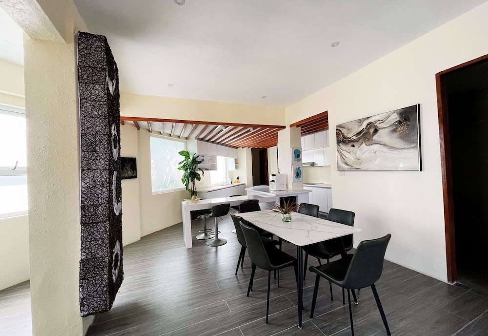 Sunset at Aninuan Beach Resort by null