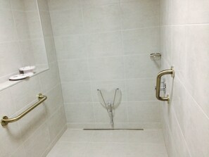 Bathroom - York Apart Hotel (York)