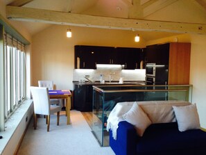 1 bedroom, Egyptian cotton sheets, premium bedding, in-room safe - York Apart Hotel (York)