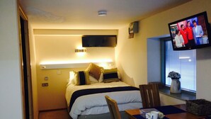 Unclassified image, 4 of 12, button - York Apart Hotel (York)