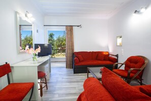 Apartment, 1 Bedroom | Living room - Villa Elia (Lefkada)