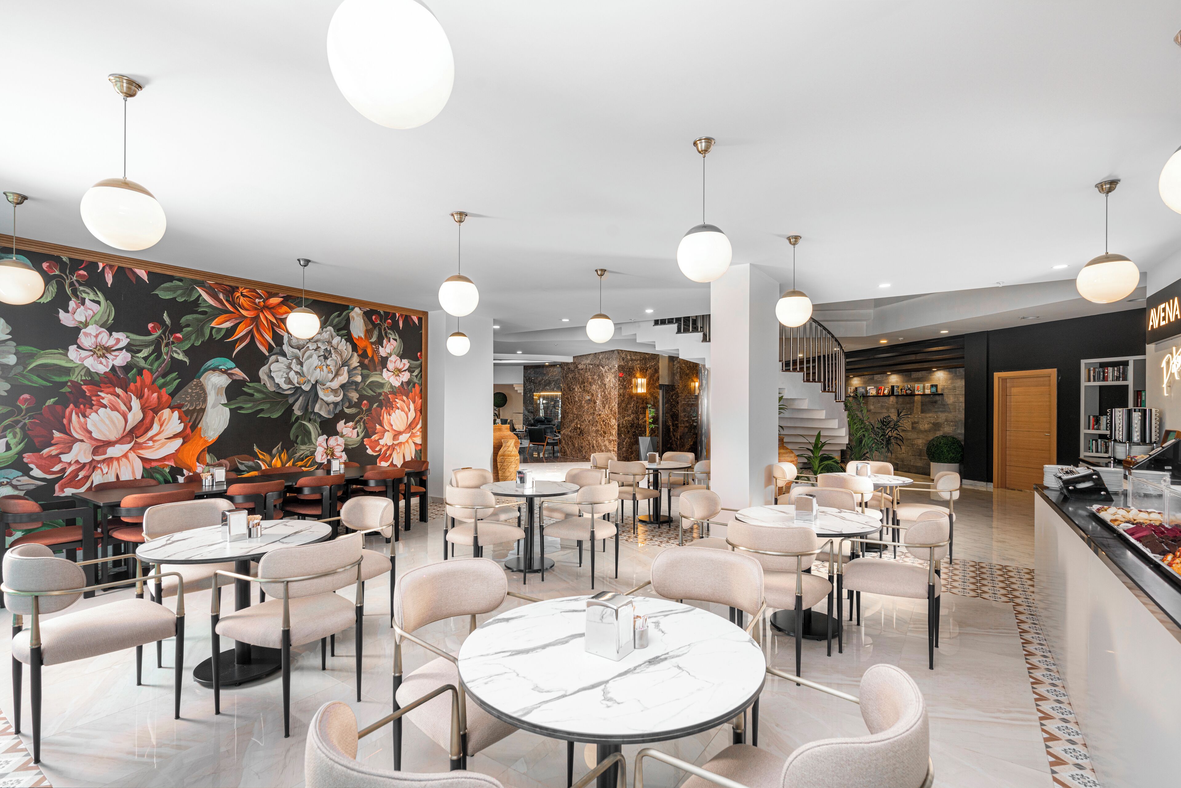 2 Restaurants, Frühstück, Mittagessen, Abendessen, italienische Küche