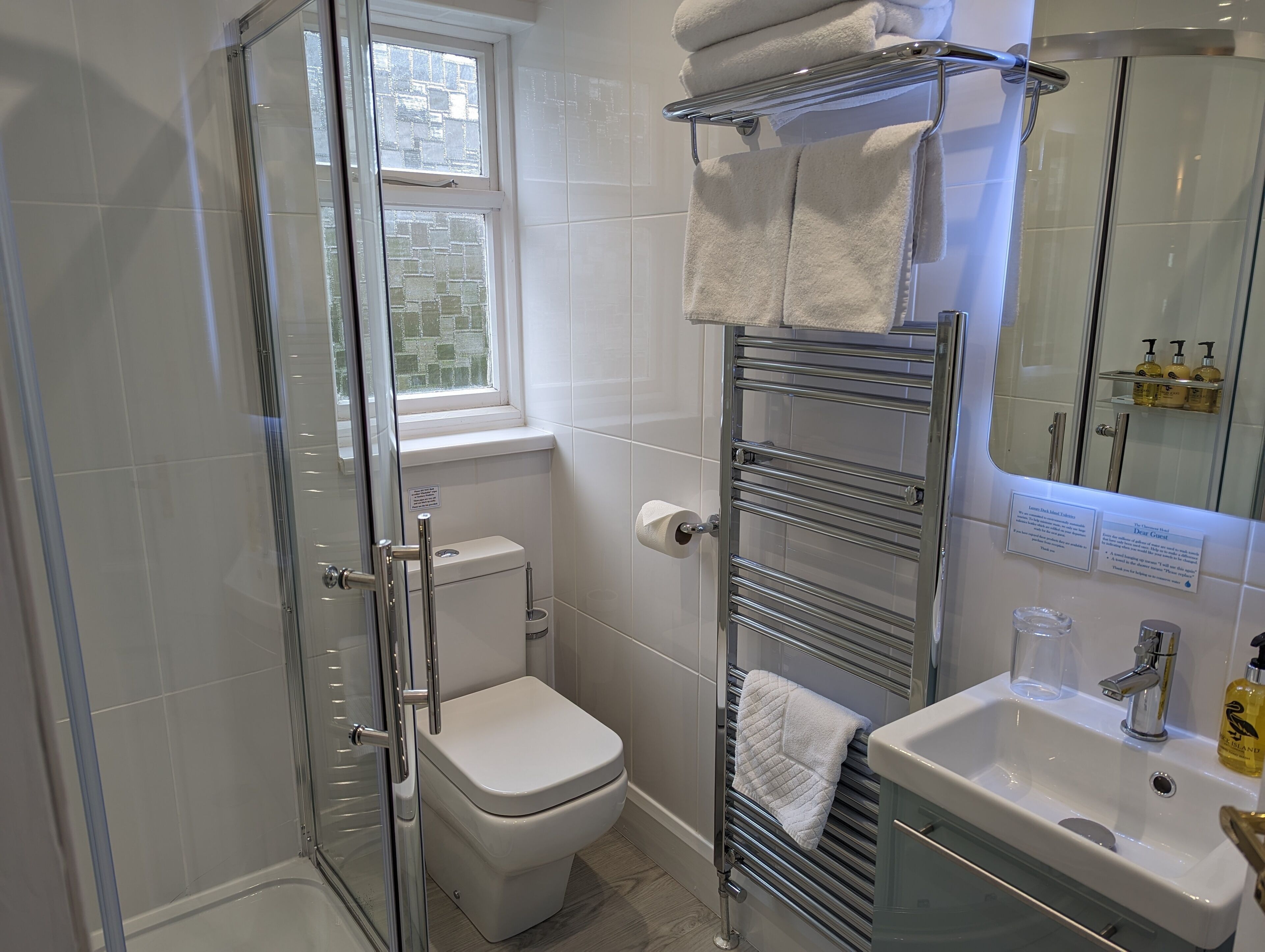 Bathroom | Free toiletries, hair dryer, towels