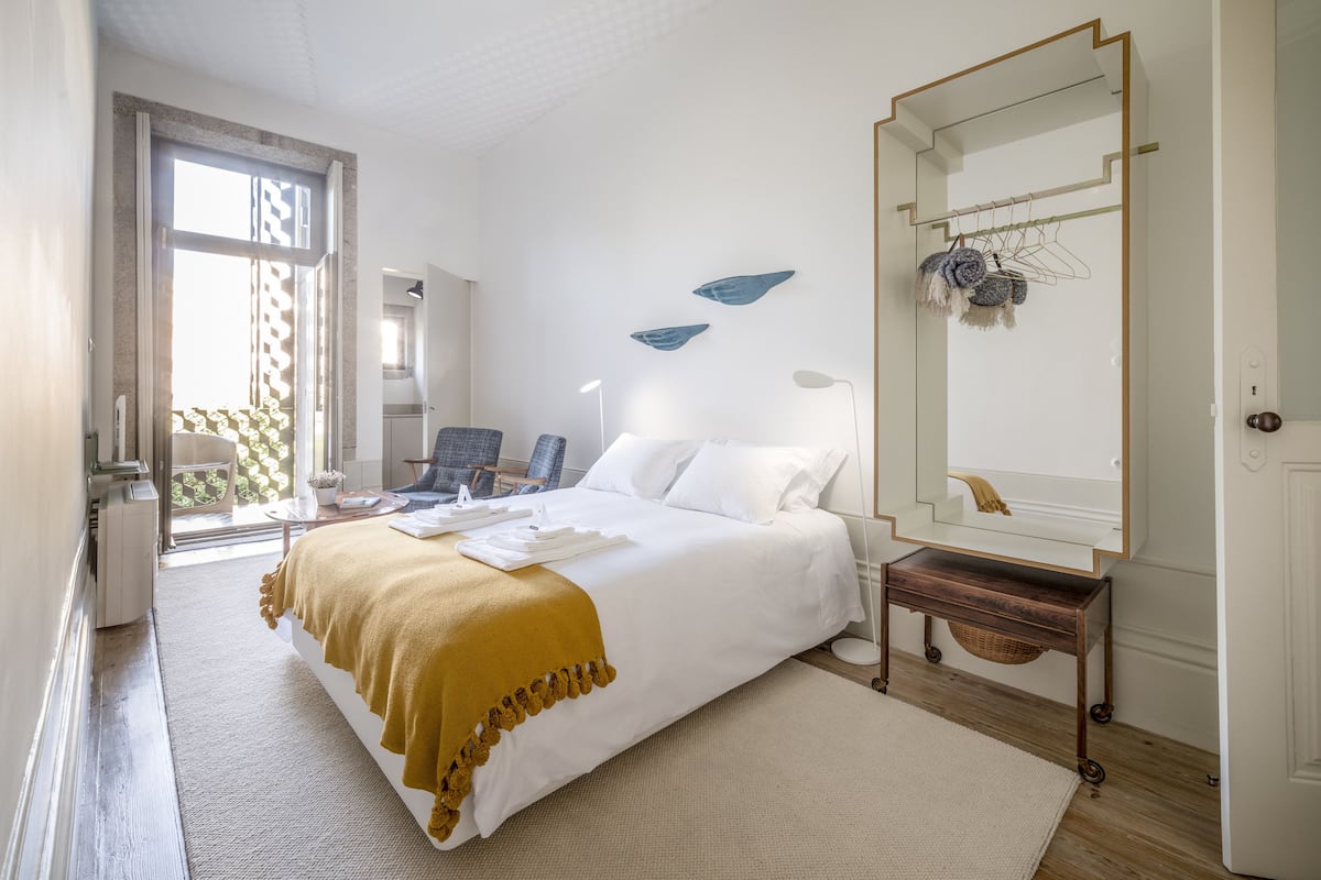 Junior Double Room, Non Smoking | 1 bedroom, hypo-allergenic bedding, minibar, individually decorated