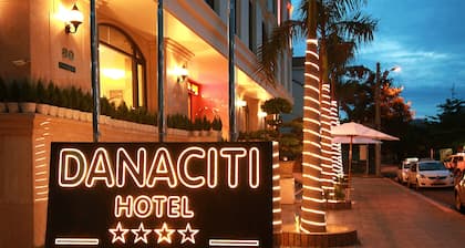 Danaciti Hotel
