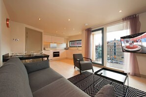 Apartamento ejecutivo, 2 habitaciones, balcón | Vistas desde la habitación