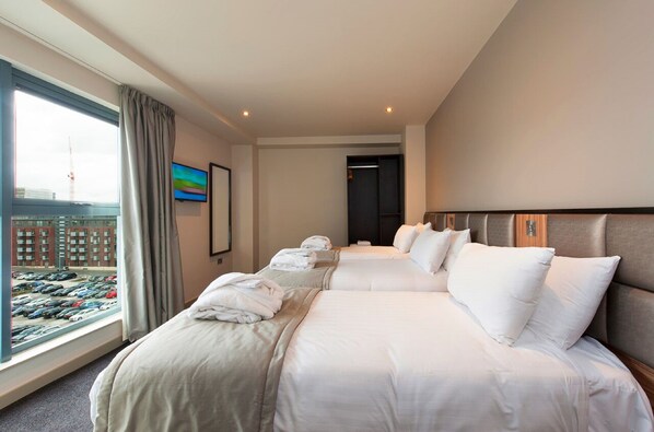 Penthouse, 3 Bedrooms, Balcony