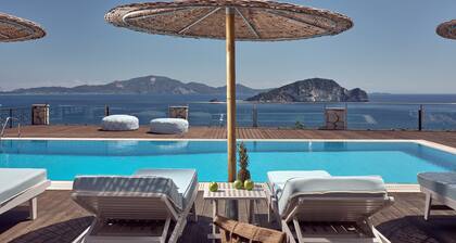 Serenus Luxury Villa