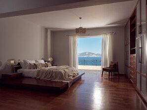 Villa, 6 slaapkamers, privézwembad | 5 slaapkamers, een minibar, een kluis op de kamer, geluiddichte muren