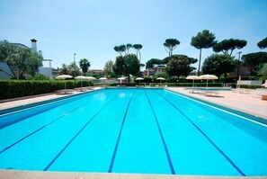 Seasonal outdoor pool - Hotel River Palace  (Terracina)