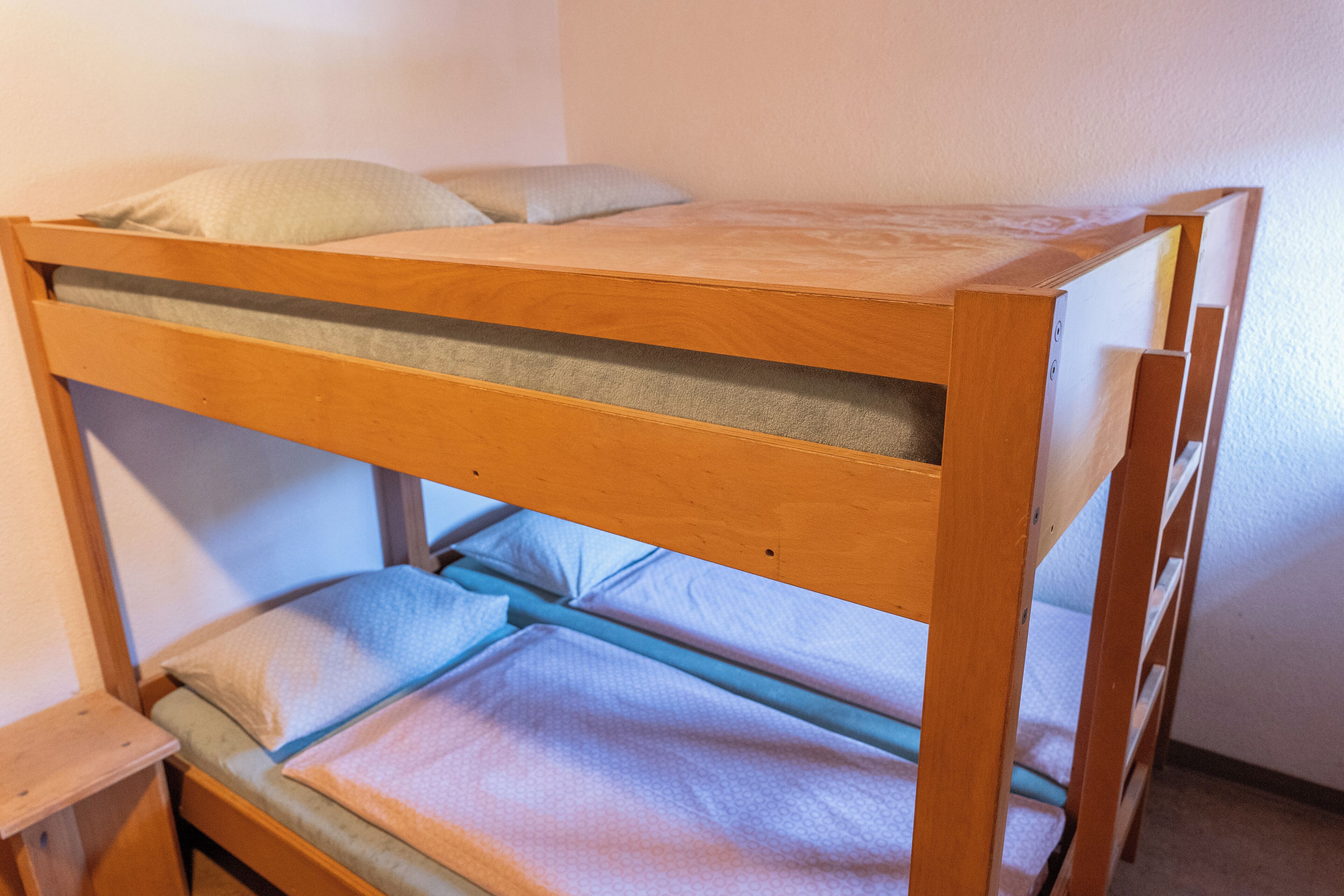 Chambre Quadruple, salle de bains commune