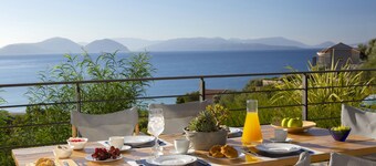 Anemos Luxury Villas