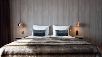 Dubbelrum - tillgÀnglighetsanpassat | Minibar, vÀrdeförvaringsskÄp pÄ rummet och skrivbord