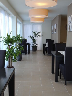 Lobby sitting area - Am Lindenhof Bunde (Bunde)