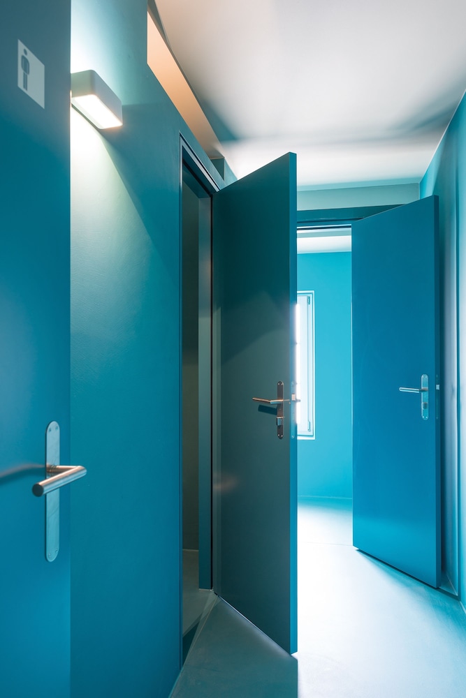 Auberge de jeunesse d'Avenches by null