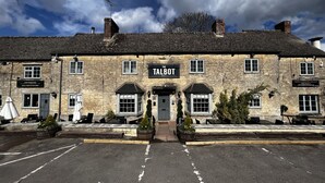 Garden - The Talbot Inn (Witney)