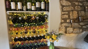 Bar (on property) - The Talbot Inn (Witney)