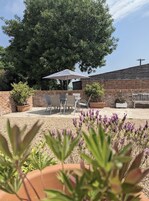 Apartment, Ensuite (The Retreat) | Miscellaneous