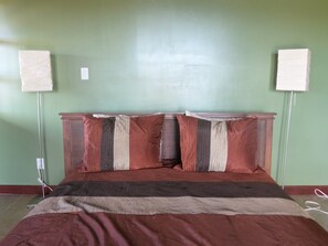 Apartment, 3 Bedrooms, Balcony, Partial Ocean View
