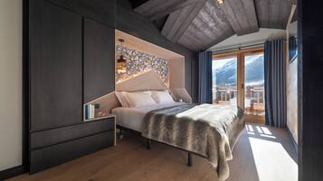 Luxe appartement, 4 slaapkamers | 1 slaapkamer, luxe beddengoed, een kluis op de kamer, gratis wifi