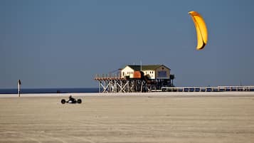 Beach nearby, beach yoga, beach volleyball