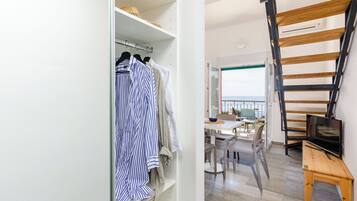 Apartment (Gallery 2Bedroom Apt,Balcony,Sea View) | Interior