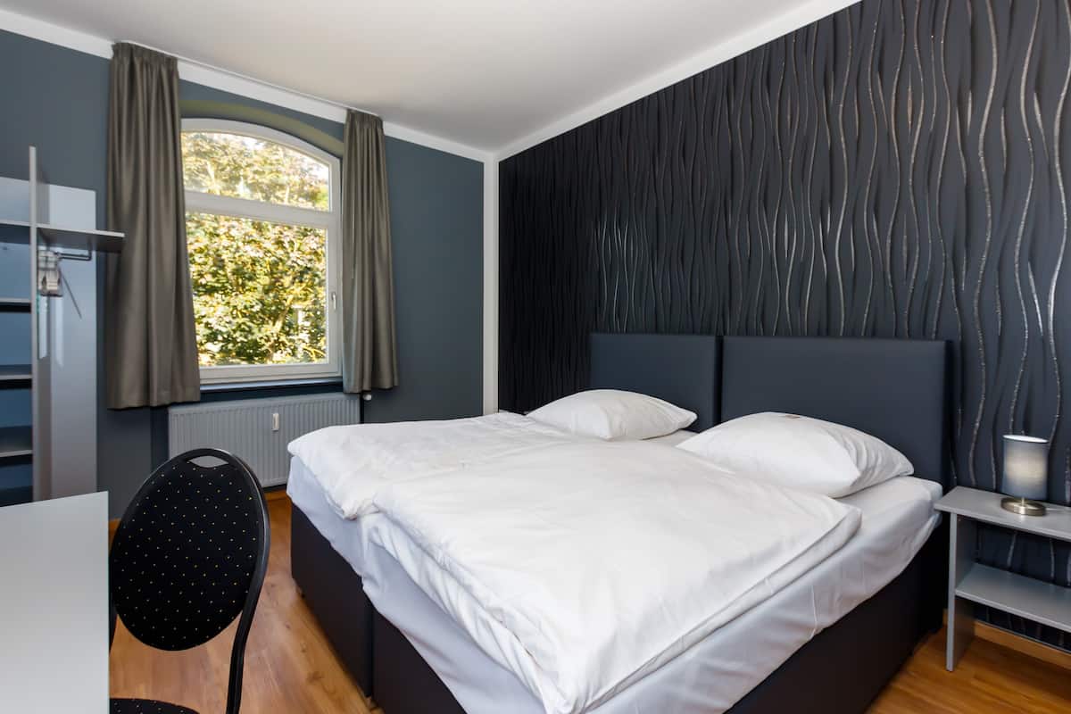 Standard Double Room | Desk, free WiFi, bed sheets
