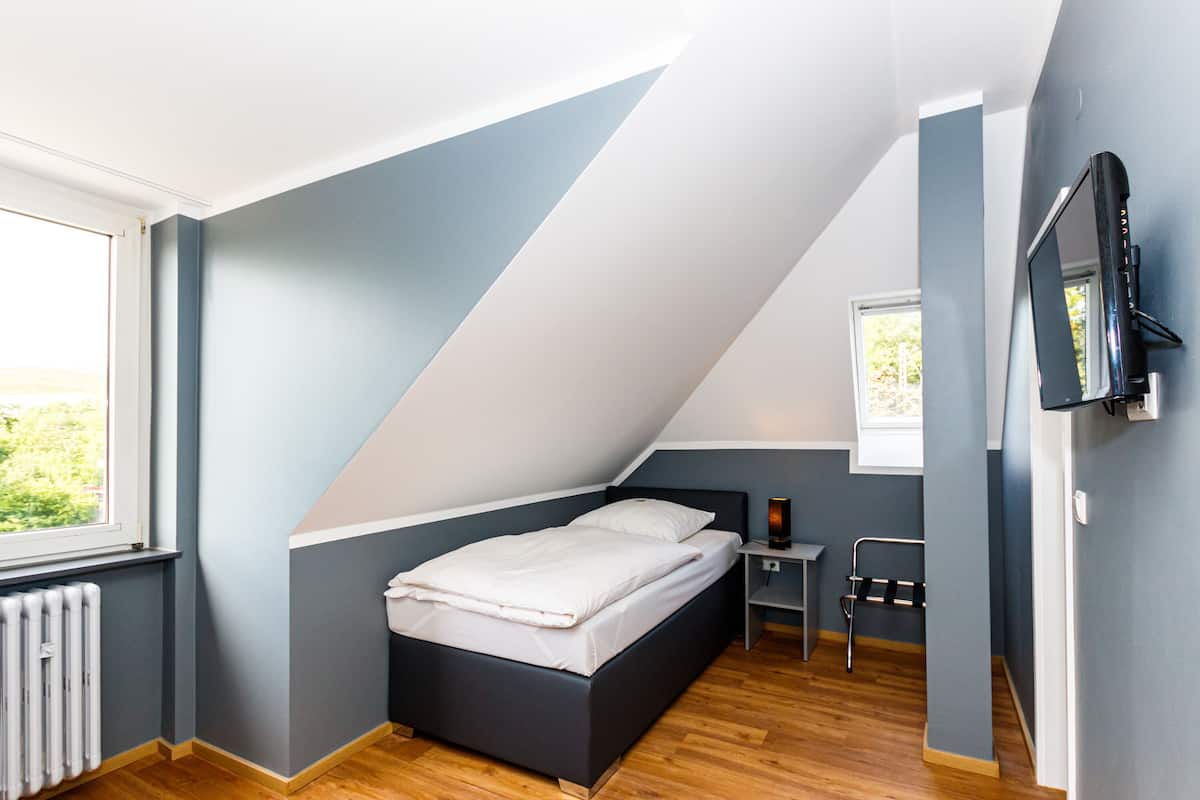 Standard Single Room | Desk, free WiFi, bed sheets