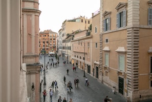 Deluxe Double Room, Balcony | Balcony - Boutique Centrale Palace Hotel (Rome)