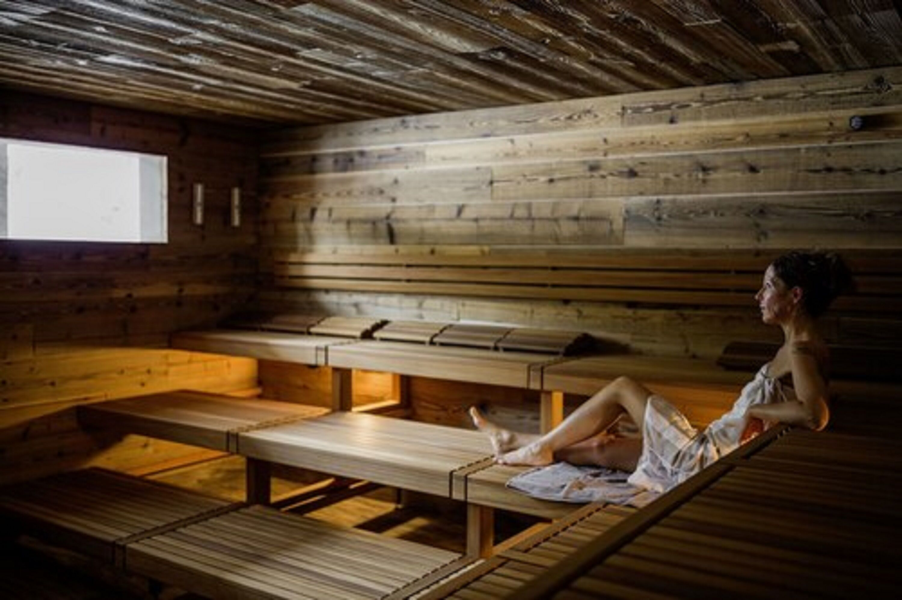 sauna, hot tub, steam room