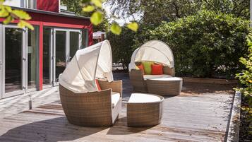 Sundeck