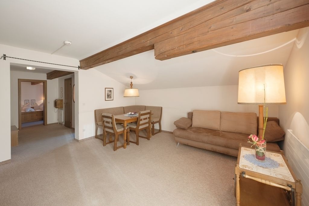 family room, 2 bedrooms, garden view, garden area | living room | flat-screen tv