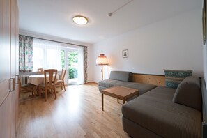 Suite Keluarga (Tiroler Haus) | Area keluarga | TV layar datar