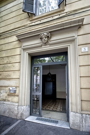 Property entrance - Tinkerbell Roma (Rome)