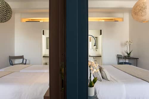Quadruple Room | In-room safe, individually decorated, individually furnished
