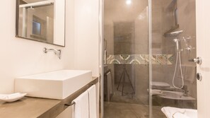 Shower, free toiletries, hair dryer, bathrobes